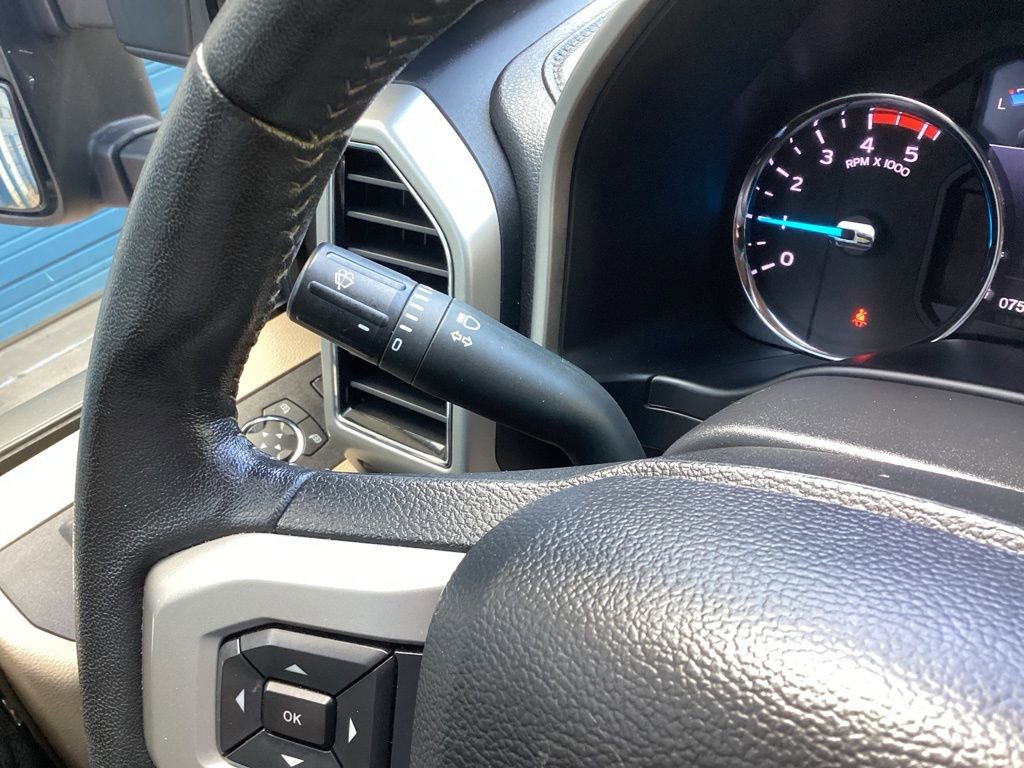 Used 2019 Ford F250 Lariat w/ Lariat Value Package AWD/4WD image 54