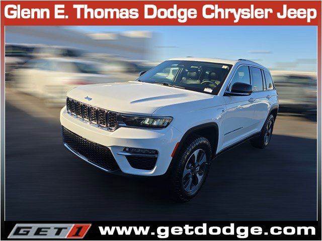 Used 2022 Jeep Grand Cherokee Limited 4xe image 3