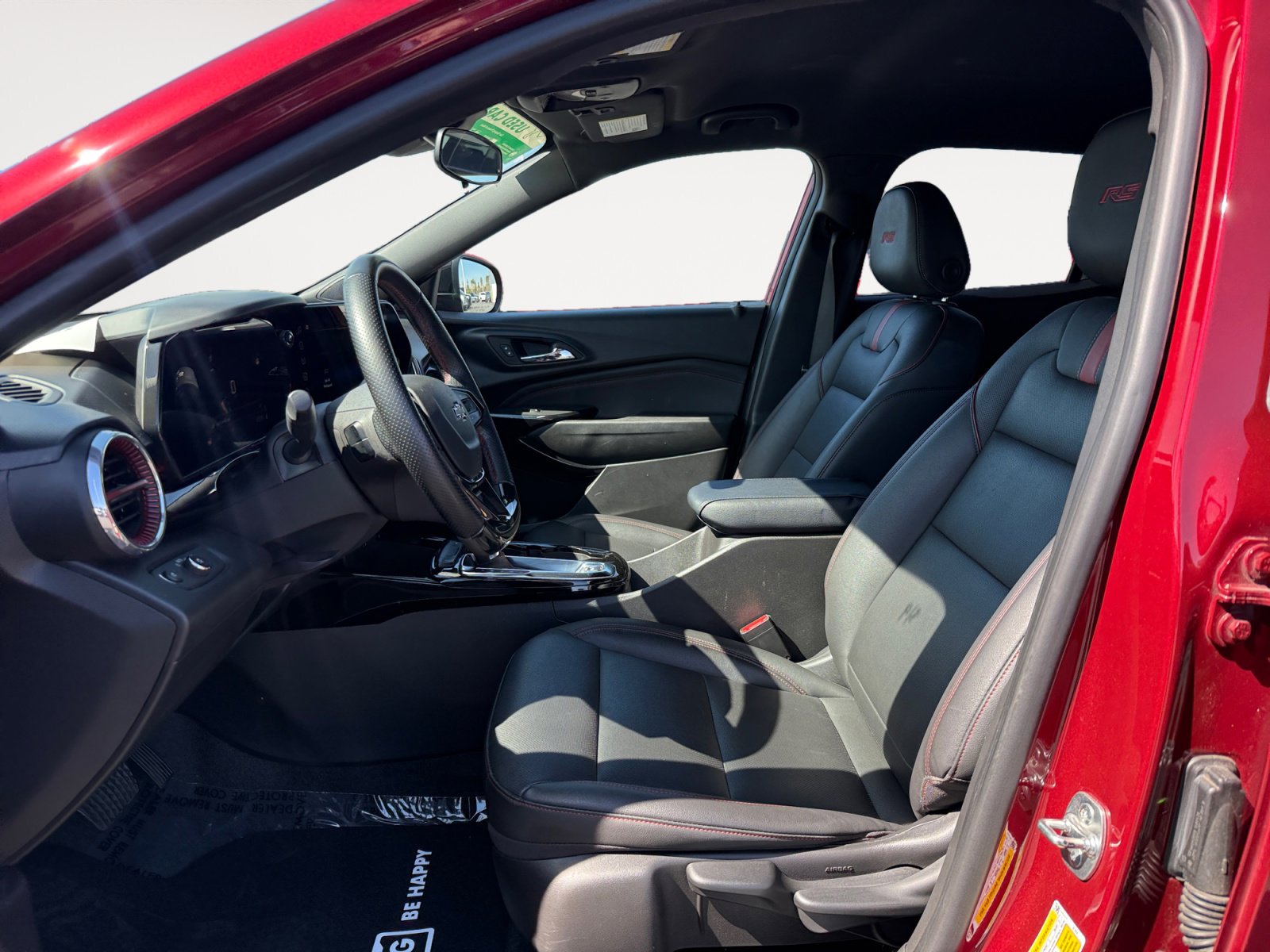 Used 2024 Chevrolet Trax RS w/ Driver Confidence Package image 10