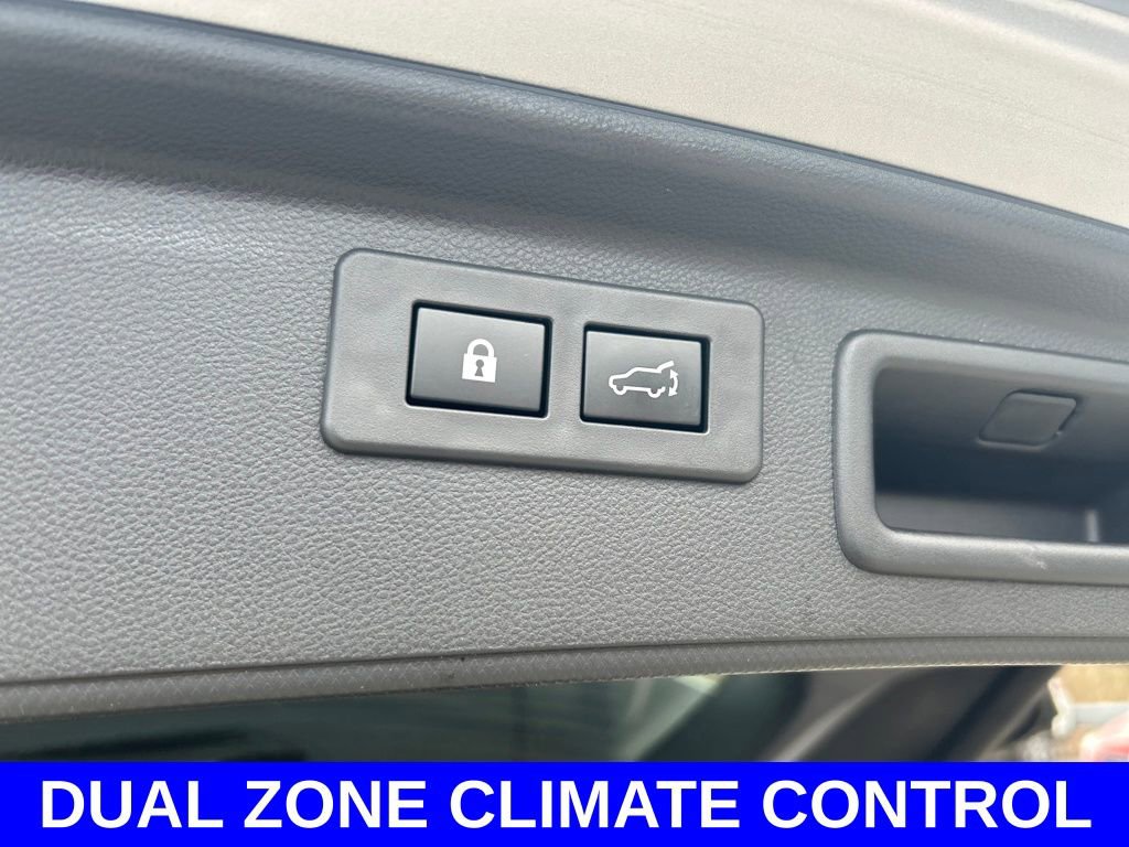 Certified 2023 Subaru Forester Touring AWD/4WD image 18