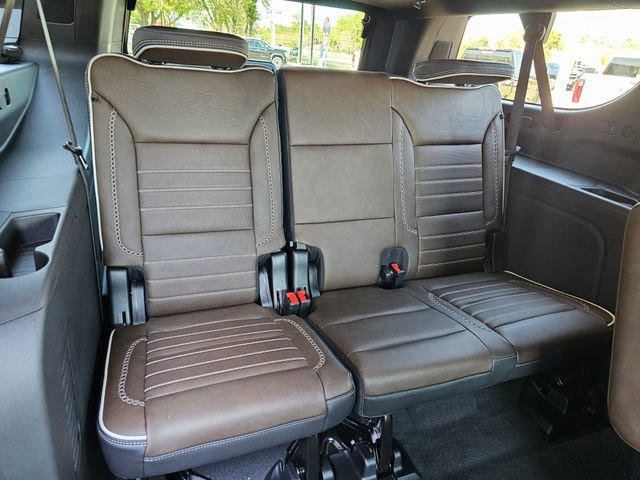 New 2026 GMC Yukon XL Denali Ultimate AWD/4WD image 31
