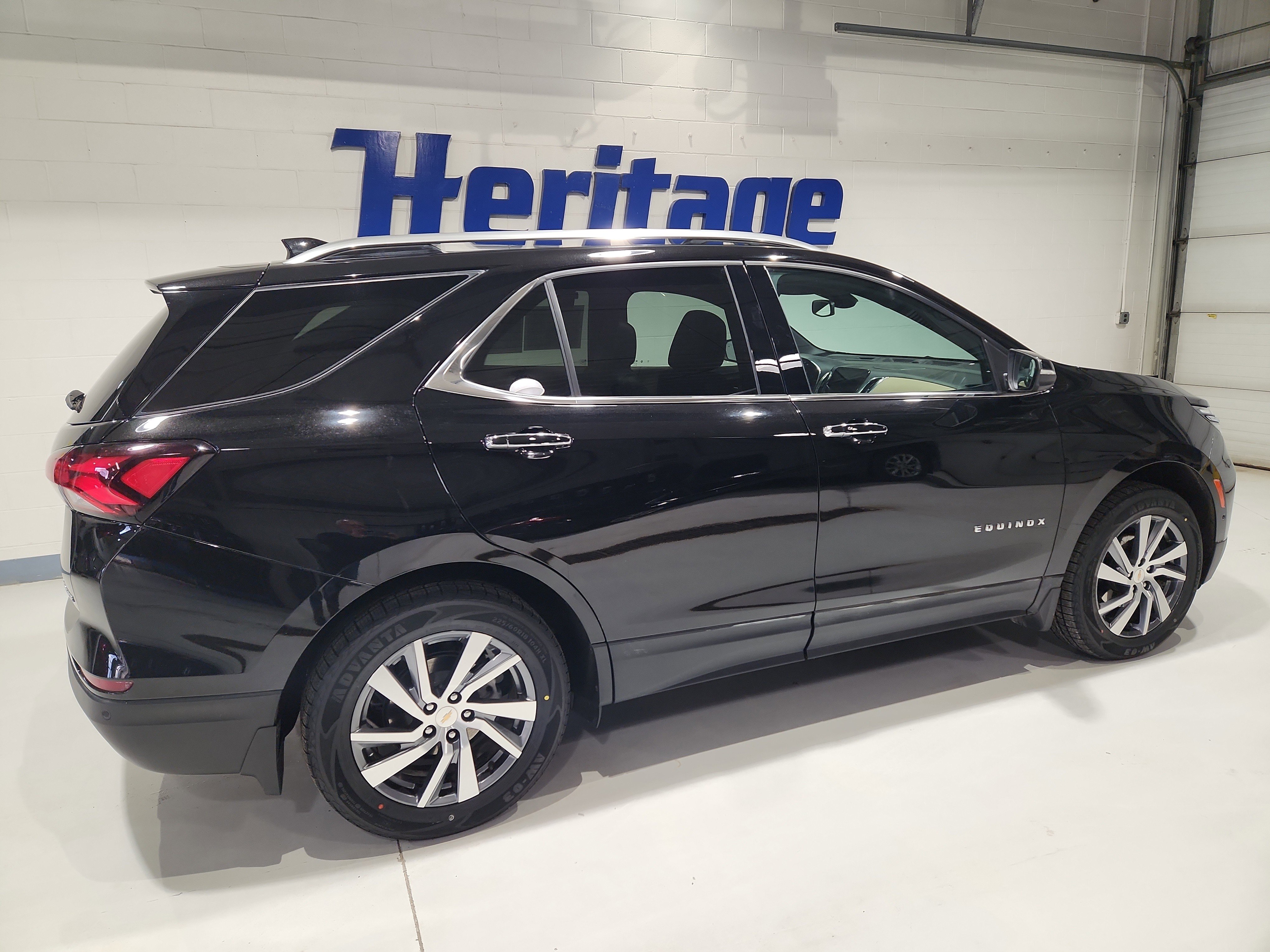 Certified 2024 Chevrolet Equinox Premier image 26