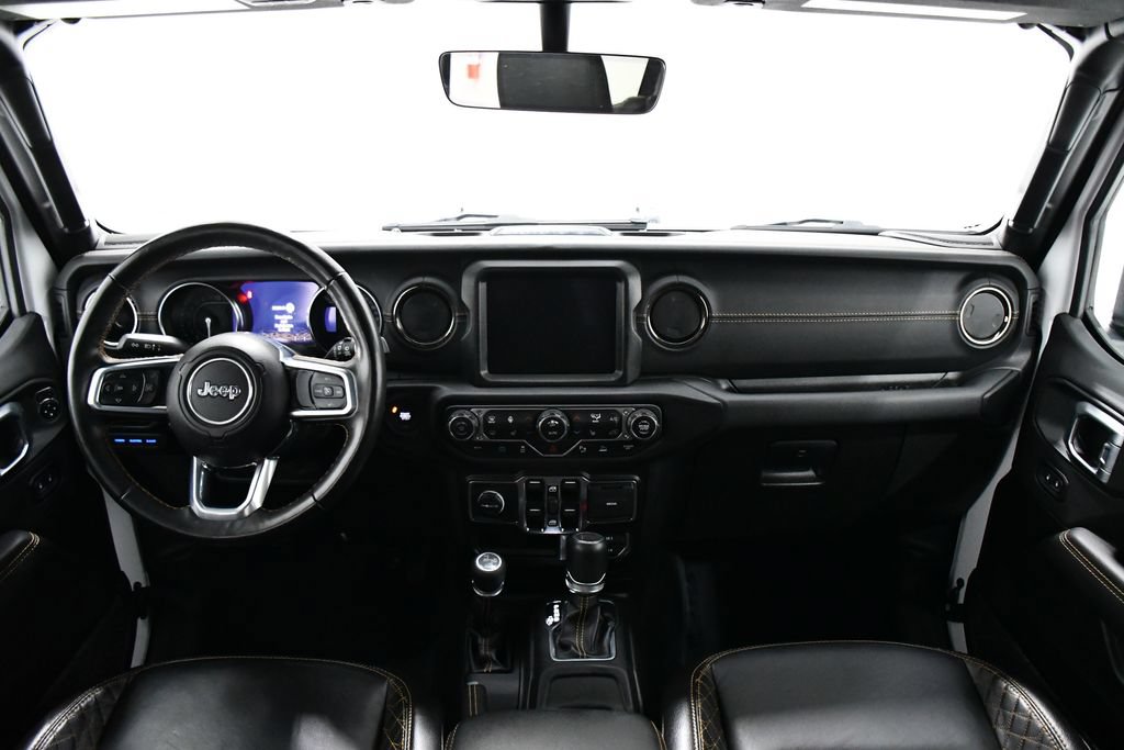 Used 2023 Jeep Wrangler Unlimited Sahara AWD/4WD image 8