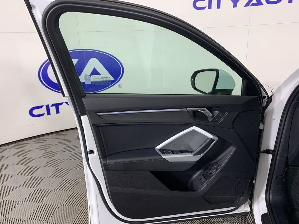 Used 2022 Audi Q3 2.0T Premium Plus image 13