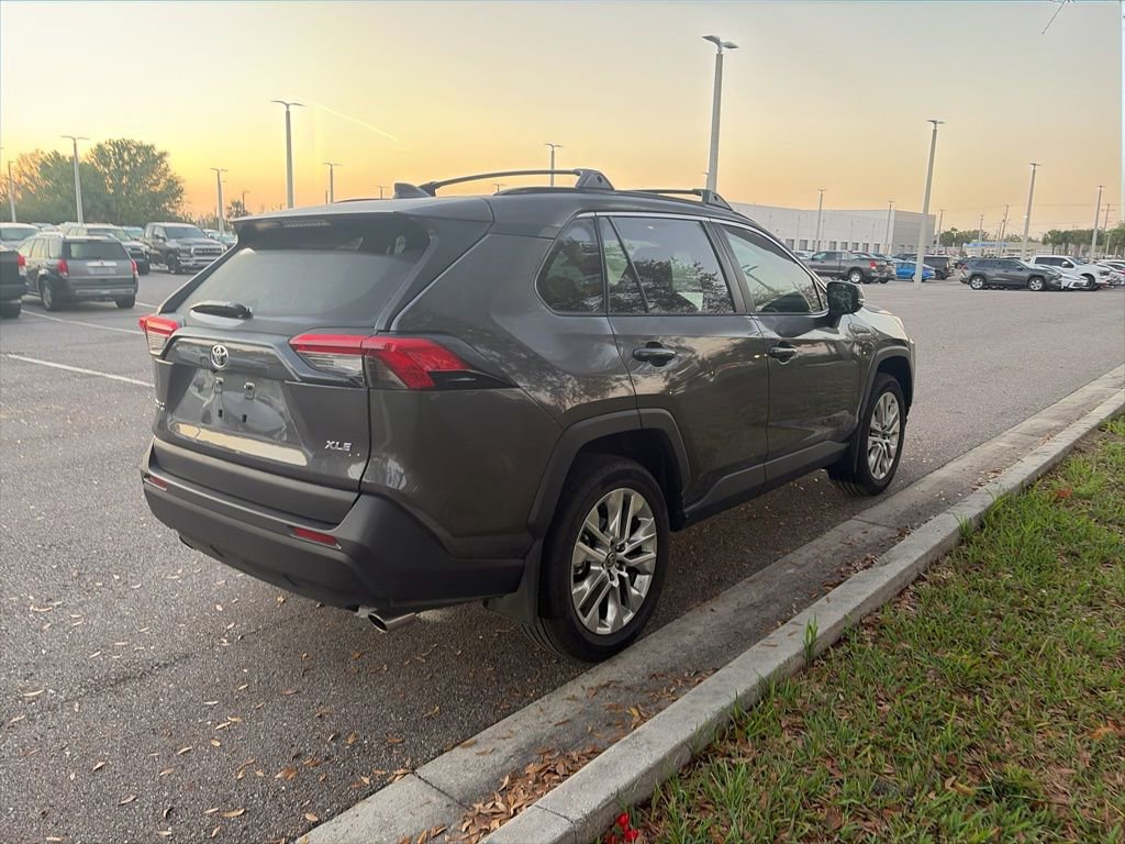 Used 2025 Toyota RAV4 XLE Premium image 3