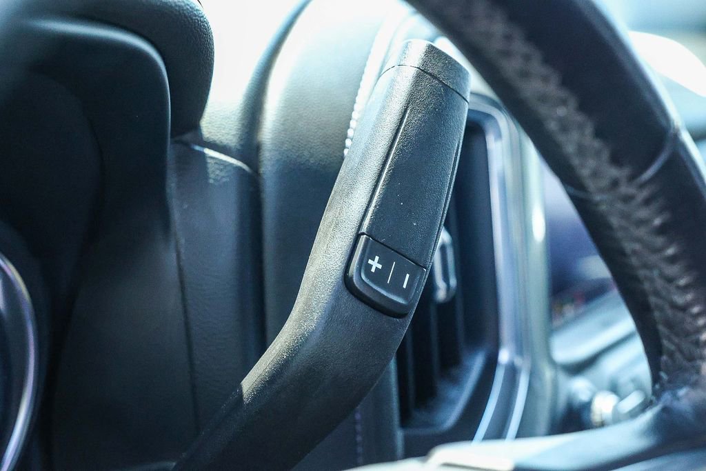 Used 2022 Chevrolet Silverado 3500 LTZ image 34