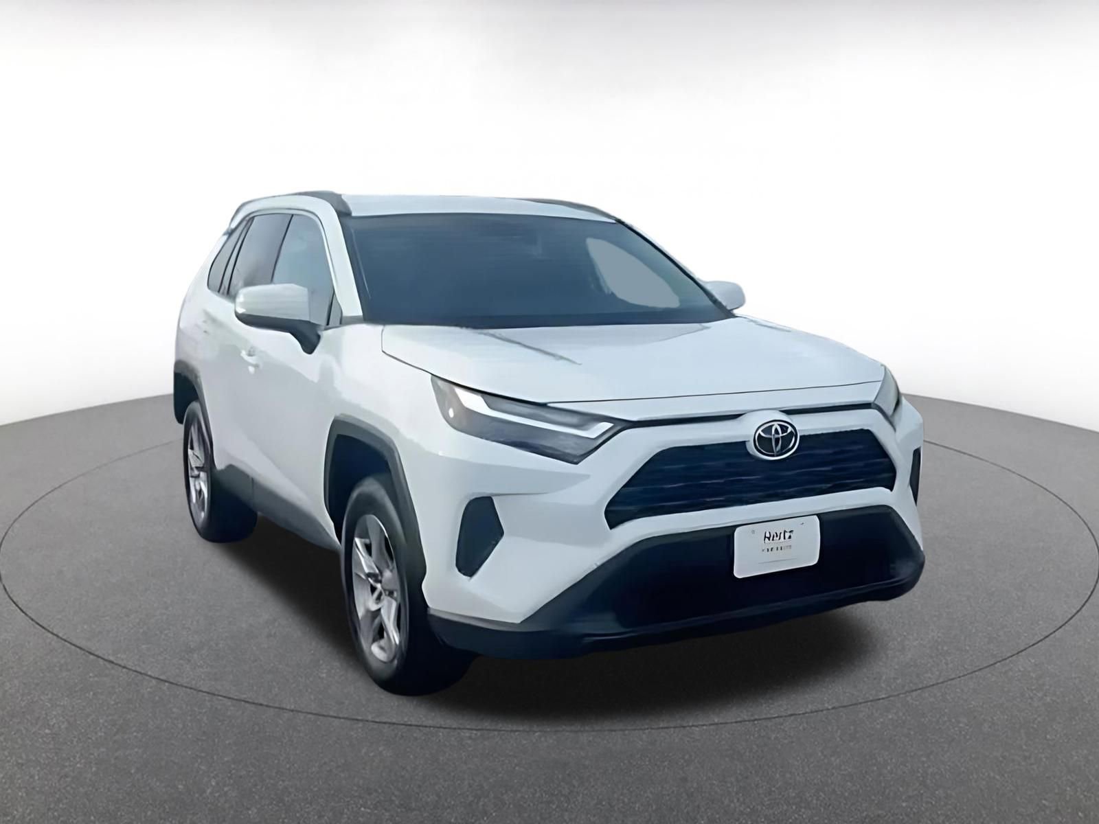 Used 2025 Toyota RAV4 XLE w/ Weather Package FWD image 3
