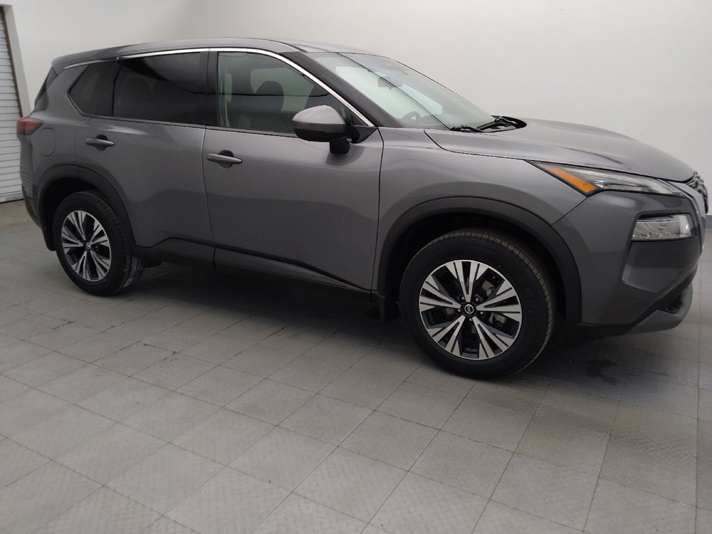 Used 2021 Nissan Rogue SV image 11