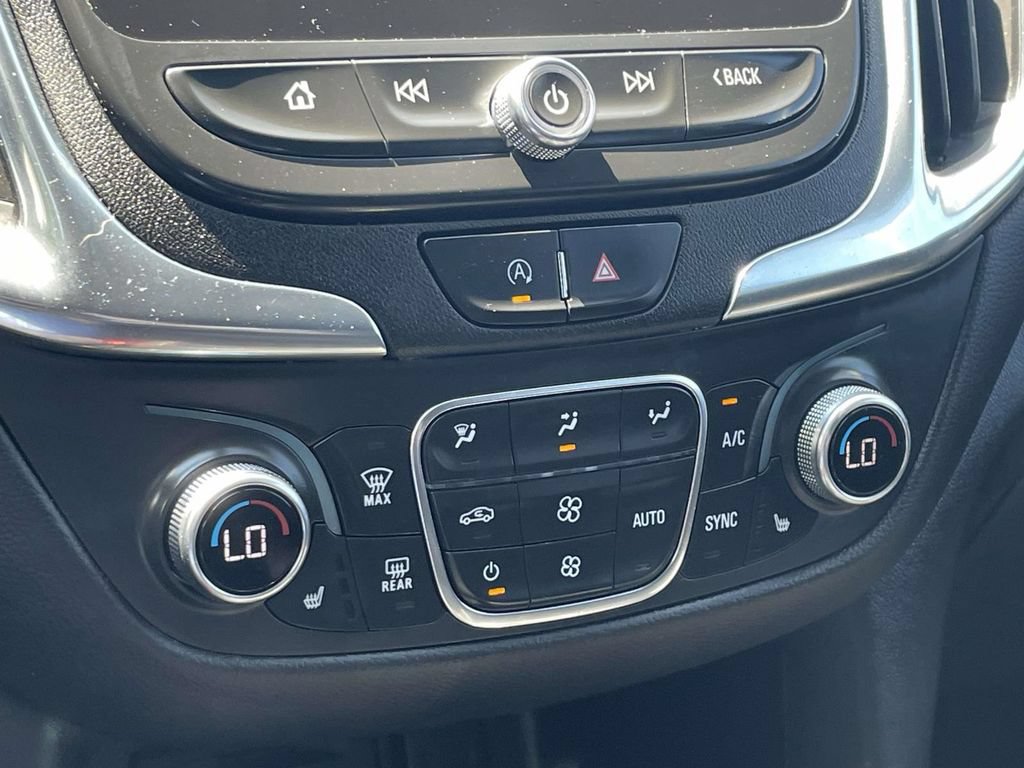 Used 2022 Chevrolet Equinox LT AWD/4WD image 36