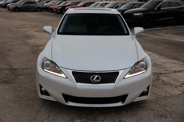 Used 2011 Lexus IS 350 4dr Sedan RWD image 24