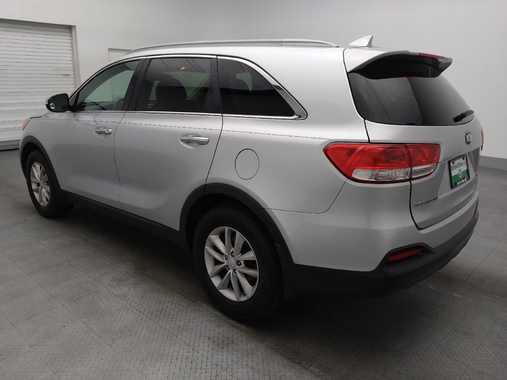 Used 2018 Kia Sorento LX image 5