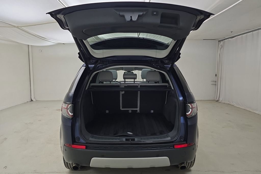 Used 2017 Land Rover Discovery Sport HSE image 30
