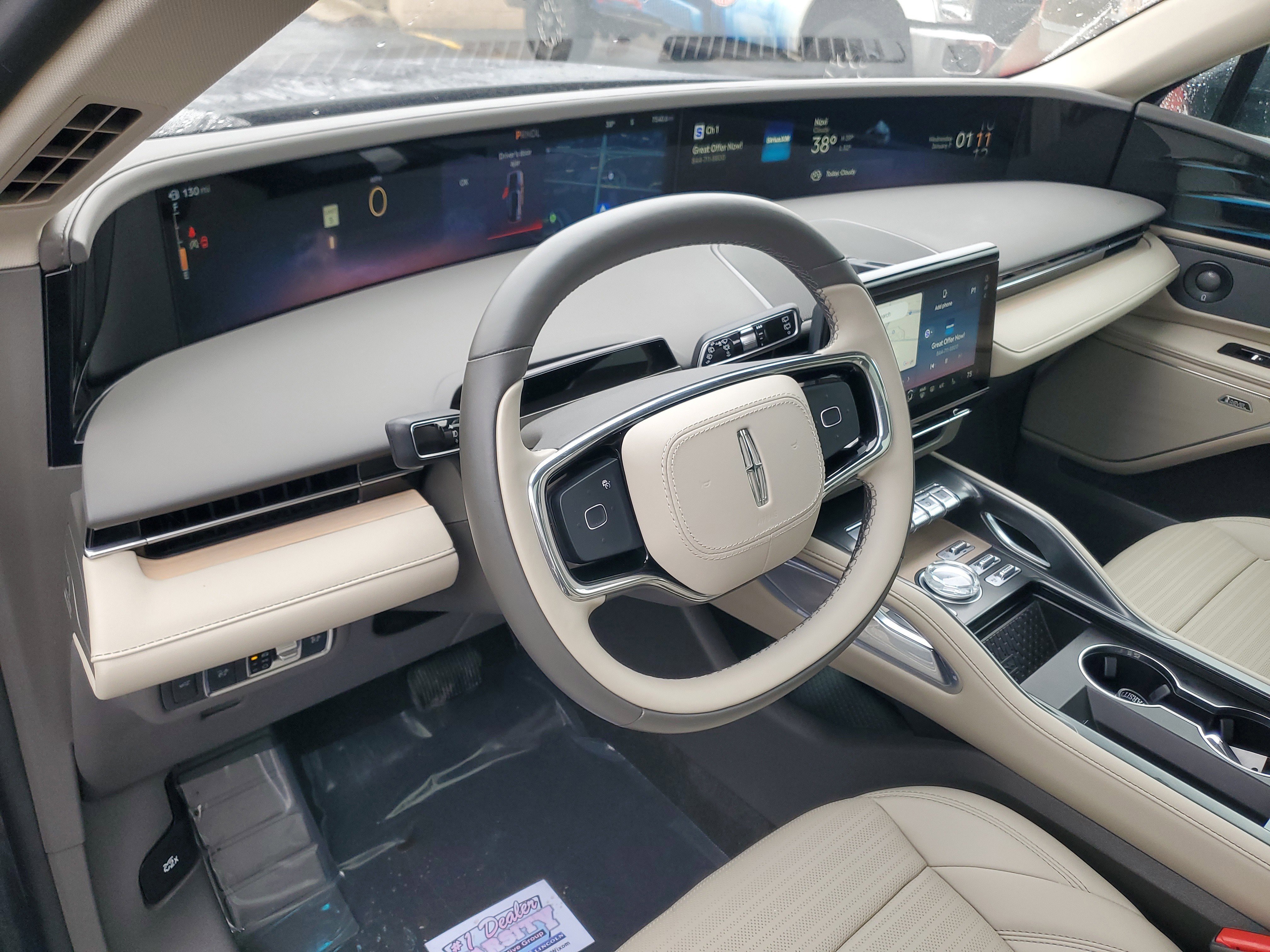 Certified 2024 Lincoln Nautilus Reserve w/ Equipment Group 202A image 13