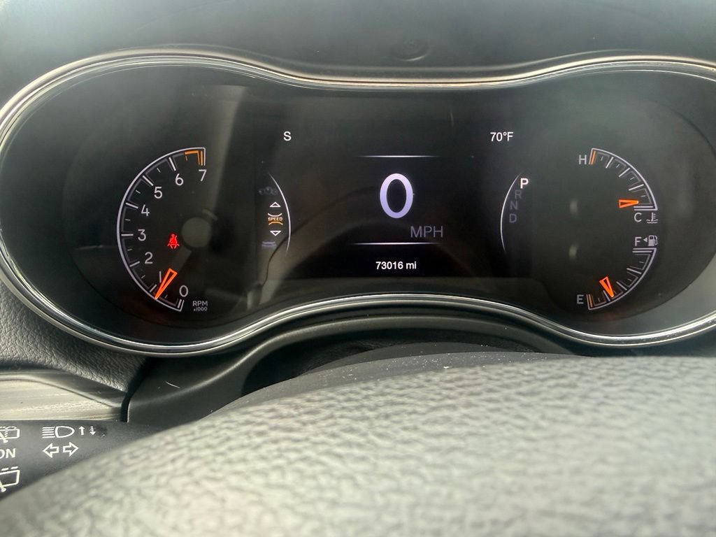 Used 2022 Jeep Grand Cherokee Limited AWD/4WD image 19