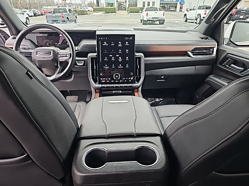 Certified 2025 GMC Yukon XL Denali image 20