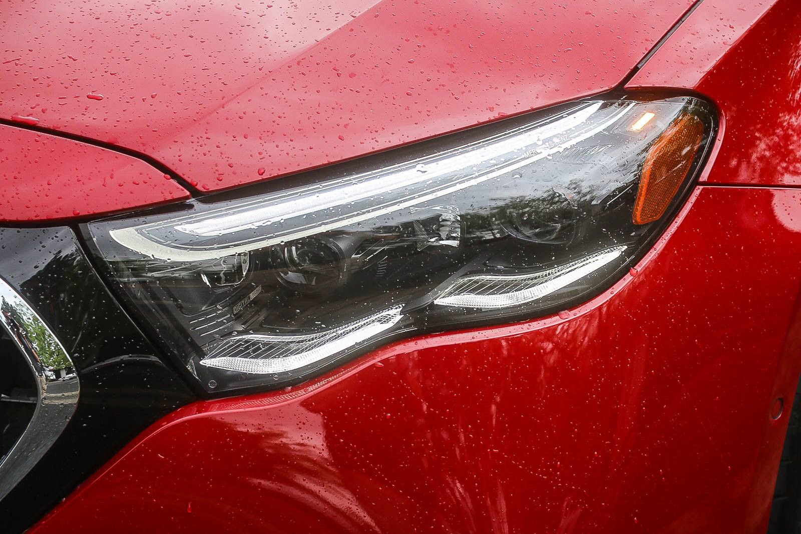 Certified 2025 Mercedes-Benz E 53 AMG e 4MATIC Sedan w/ Driver Assistance Package image 7