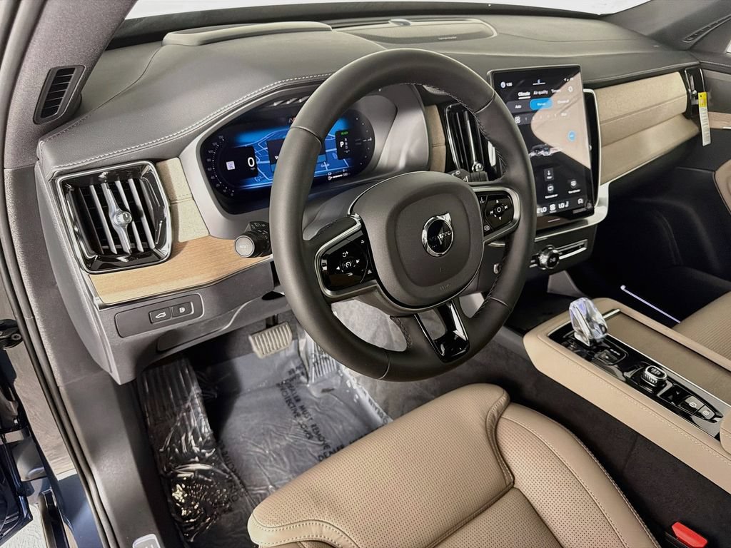 New 2026 Volvo XC90 T8 Ultra w/ Protection Package AWD/4WD image 9