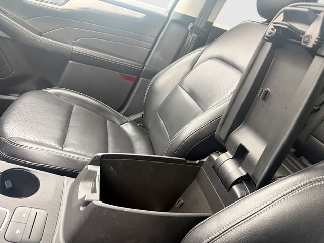 Used 2021 Ford Escape SEL image 30