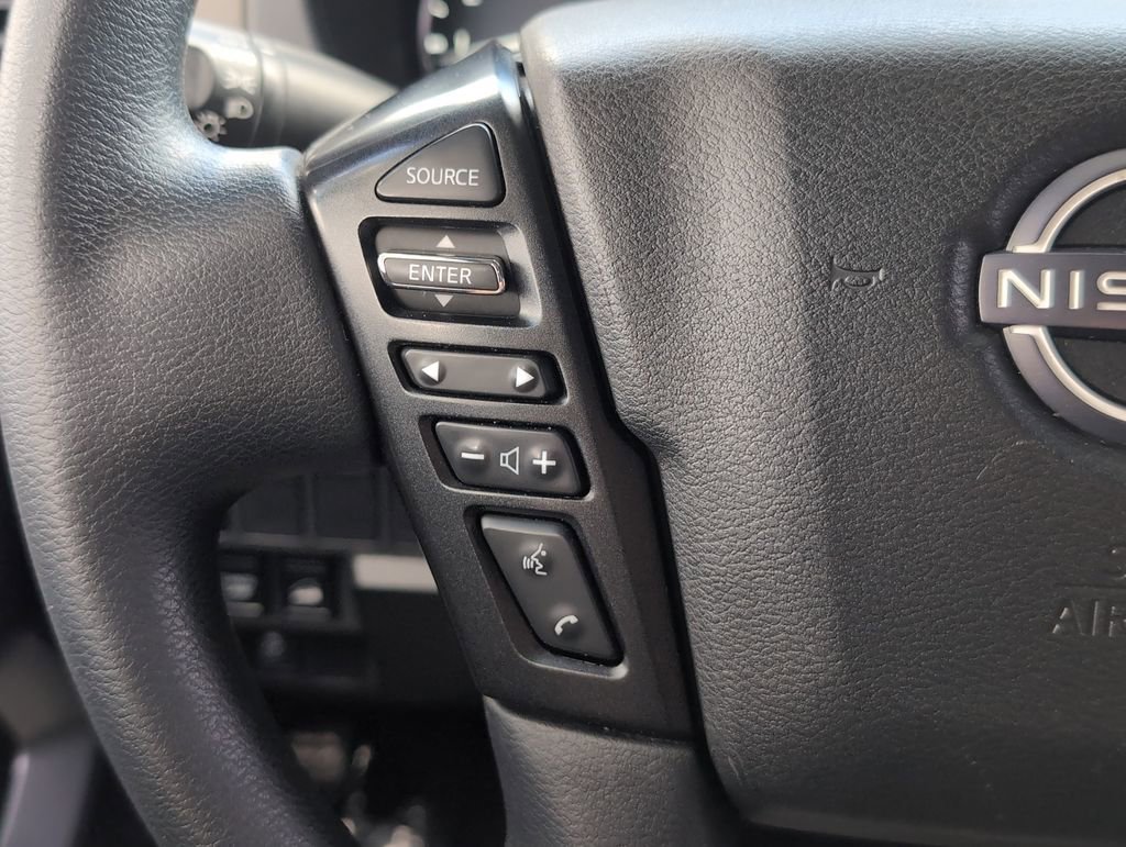 Used 2023 Nissan Frontier SV w/ Technology Package image 7