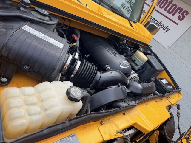Used 2003 HUMMER H2 w/ Preferred Equipment Group image 10