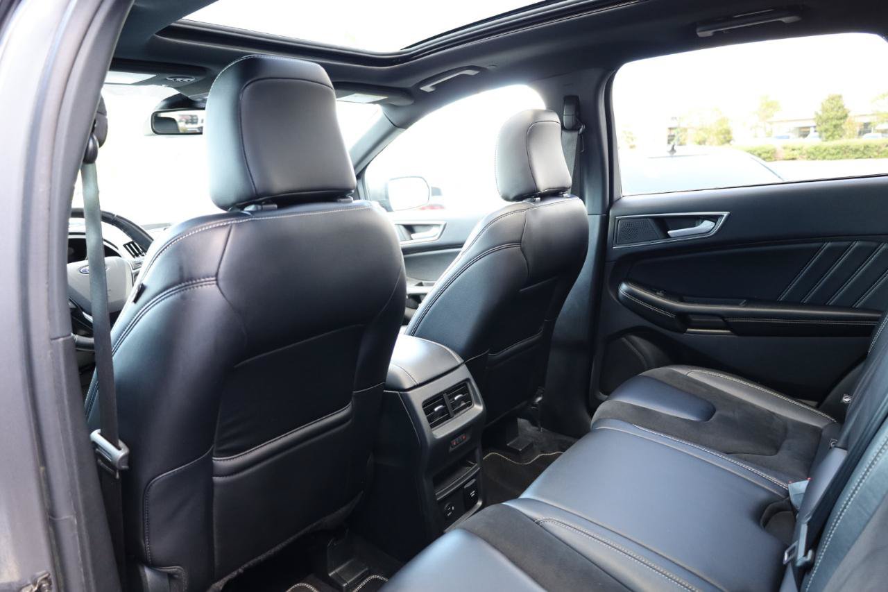 Used 2022 Ford Edge ST w/ Equipment Group 401A AWD/4WD image 15