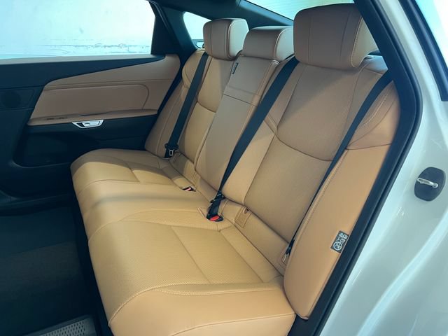 New 2026 Lexus ES 350e FWD image 42