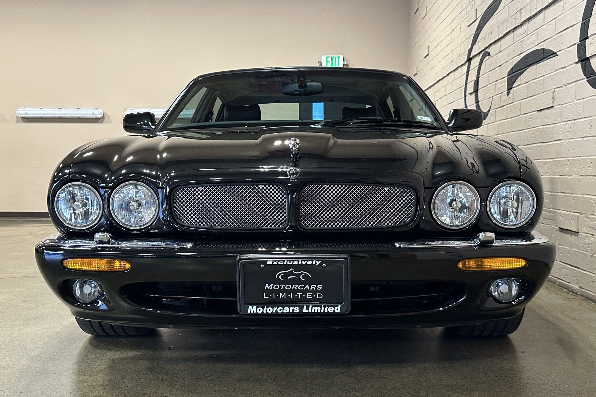 Used 2002 Jaguar XJ8 image 14