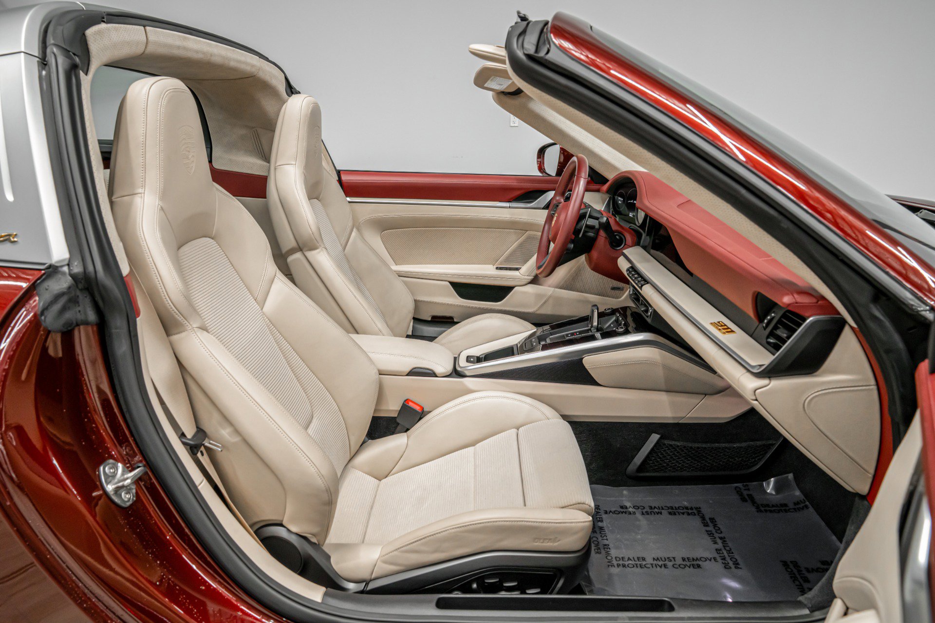 Used 2021 Porsche 911 Targa 4S Heritage Design image 36