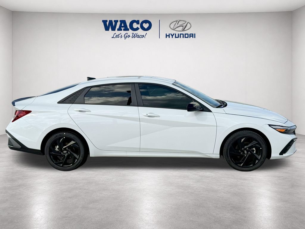 Used 2026 Hyundai Elantra SEL Sport Premium FWD image 8