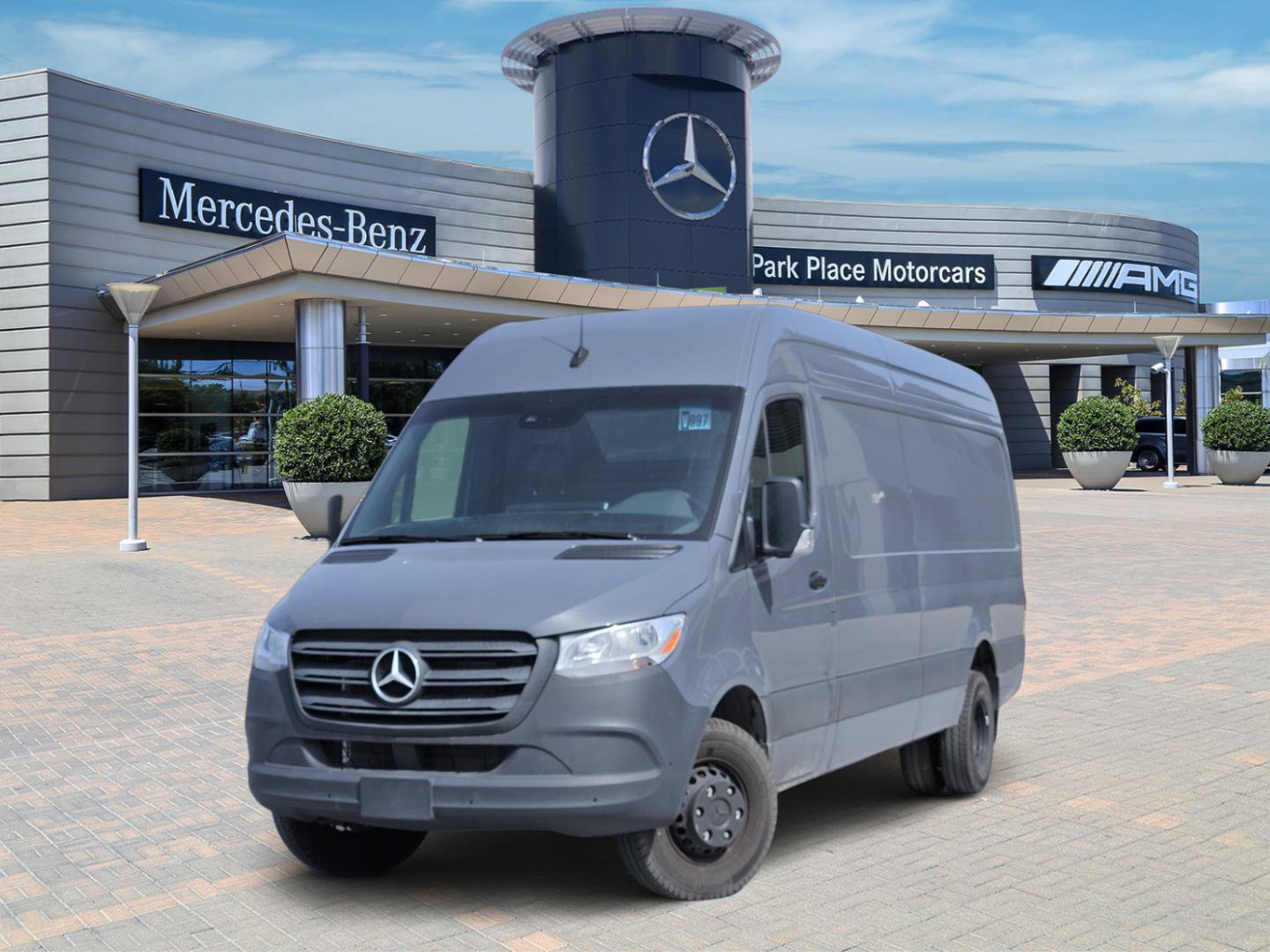 Used 2024 Mercedes-Benz Sprinter 3500 image 1