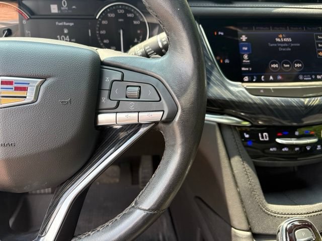 Certified 2024 Cadillac XT6 Premium Luxury w/ LPO, Floor Liner Package AWD/4WD image 33