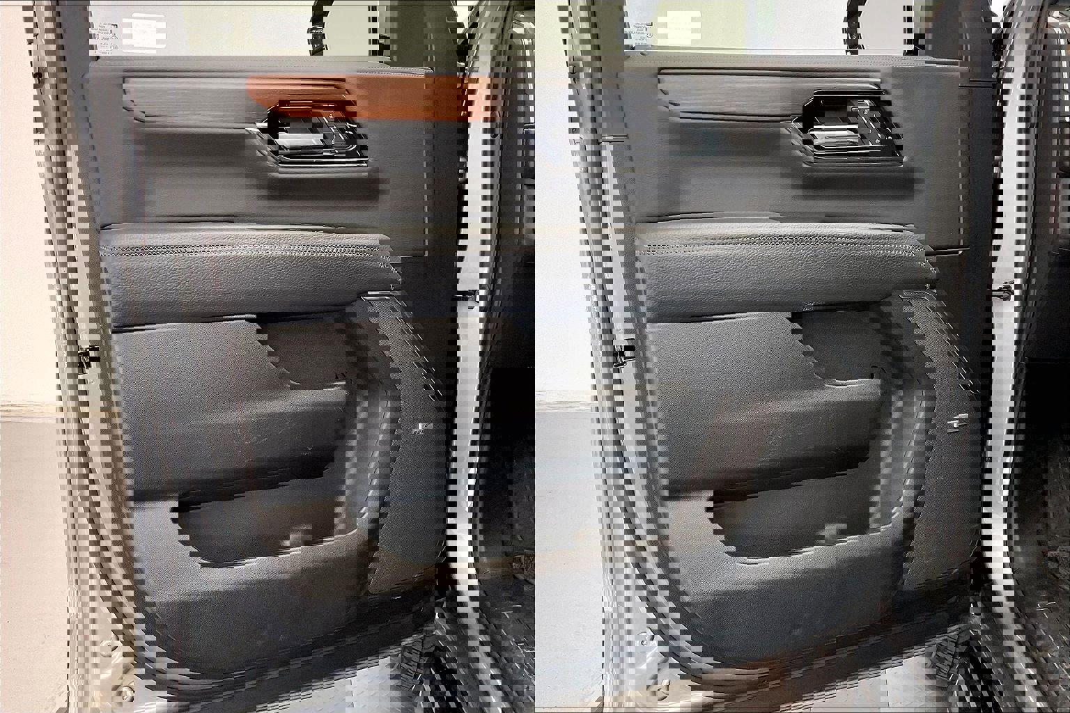 Used 2025 GMC Yukon Denali image 25