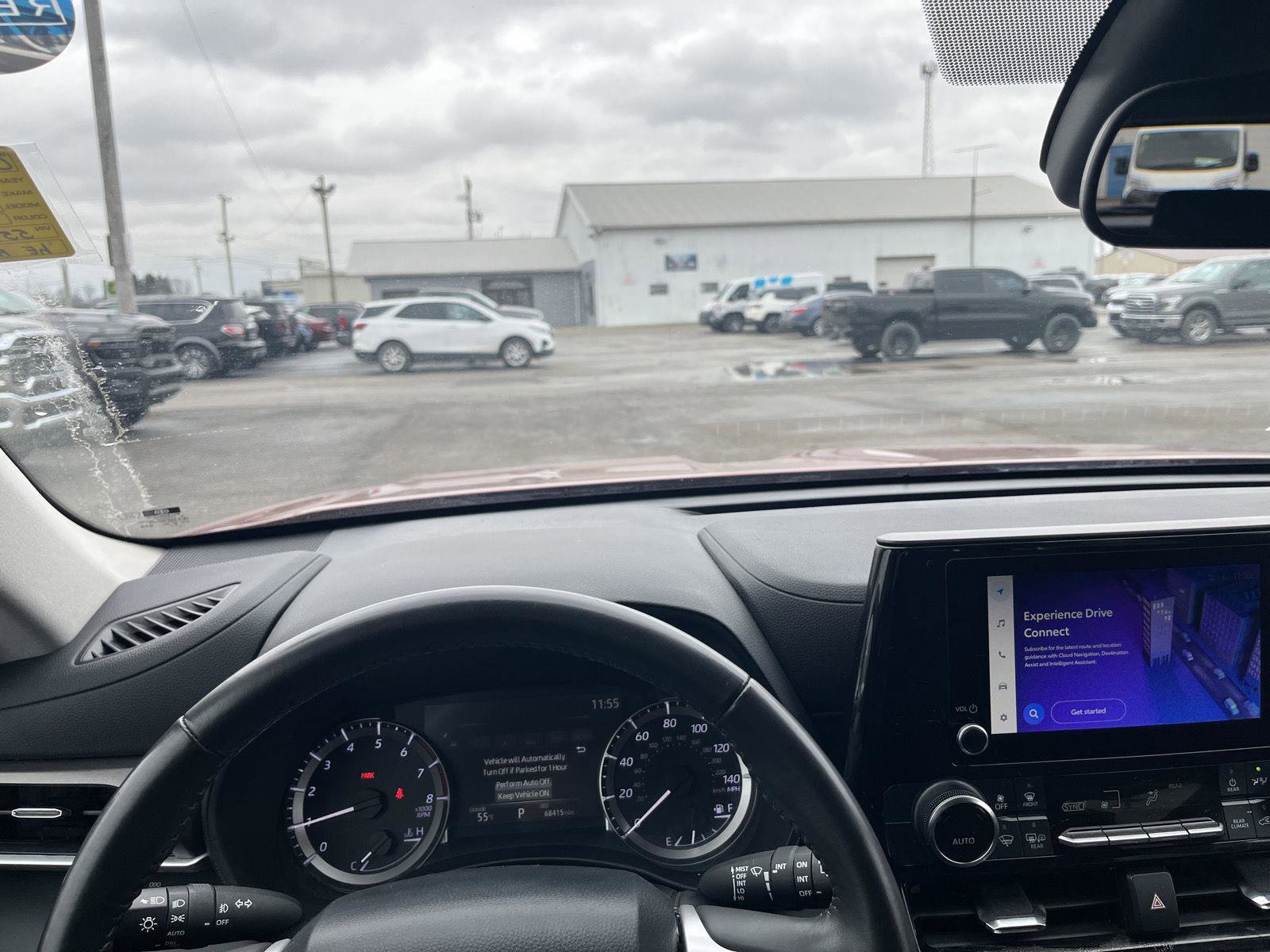 Used 2024 Toyota Highlander LE image 18