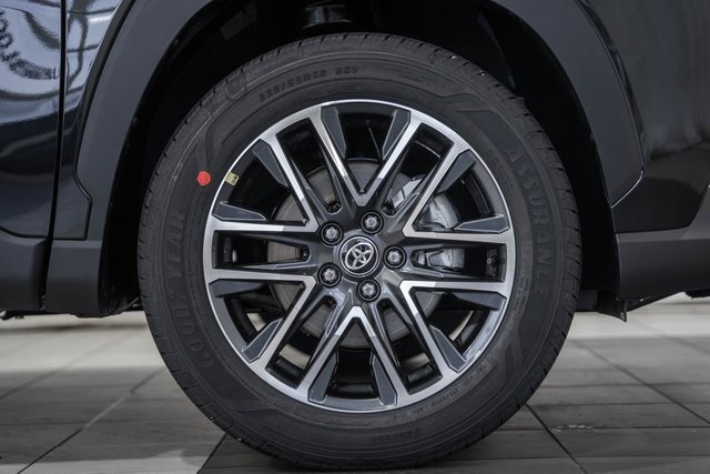 New 2026 Toyota Corolla Cross XLE image 17