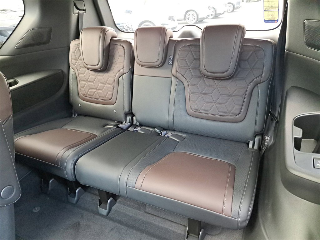 New 2026 Nissan Armada Platinum Reserve image 14