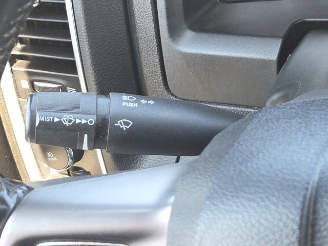 Used 2022 RAM 1500 Warlock AWD/4WD image 38