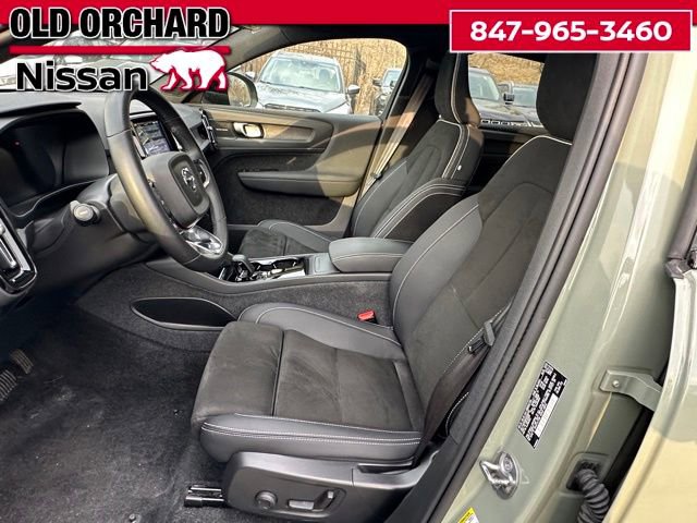Used 2023 Volvo C40 P8 Recharge Ultimate w/ Protection Package Premier image 11