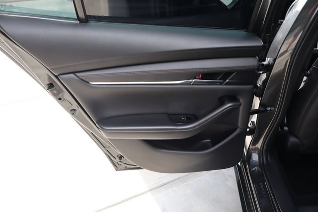 Used 2024 MAZDA MAZDA3 s FWD image 25