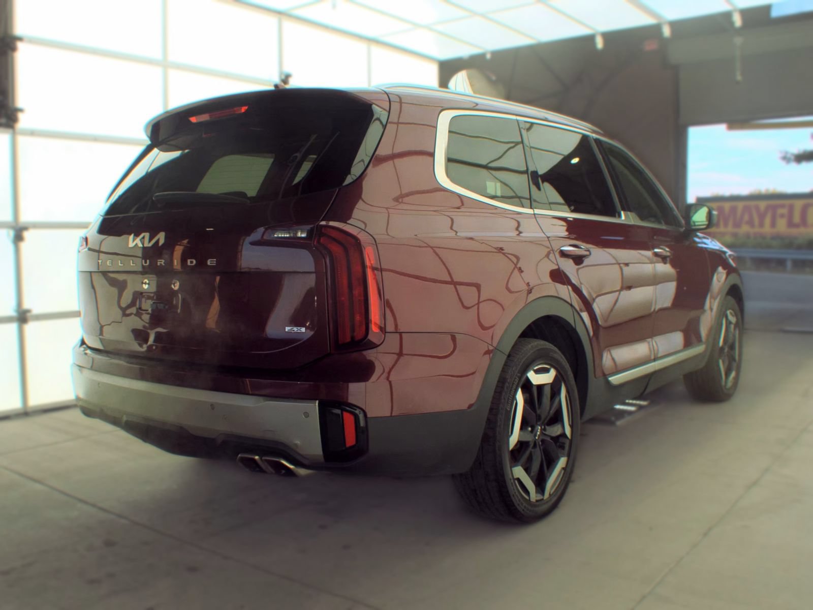 Used 2023 Kia Telluride S AWD/4WD image 4
