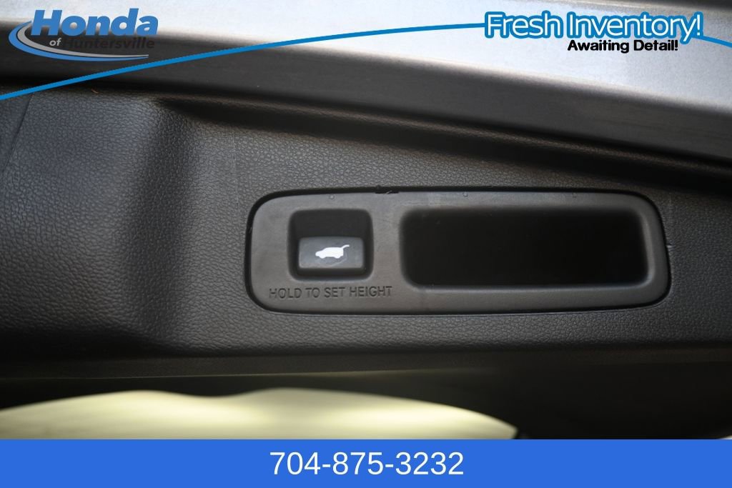 Used 2020 Honda CR-V EX-L image 11