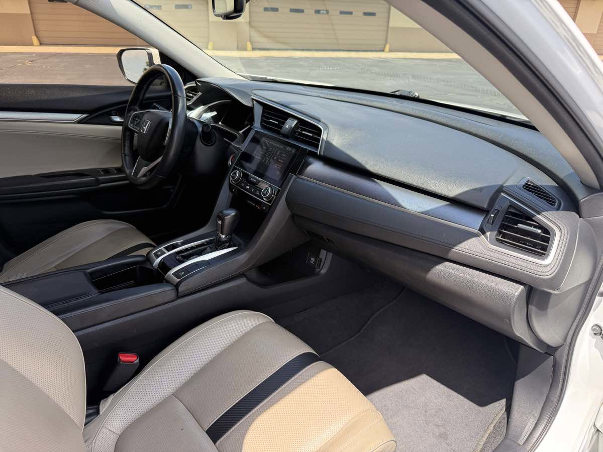 Used 2017 Honda Civic EX-L image 19