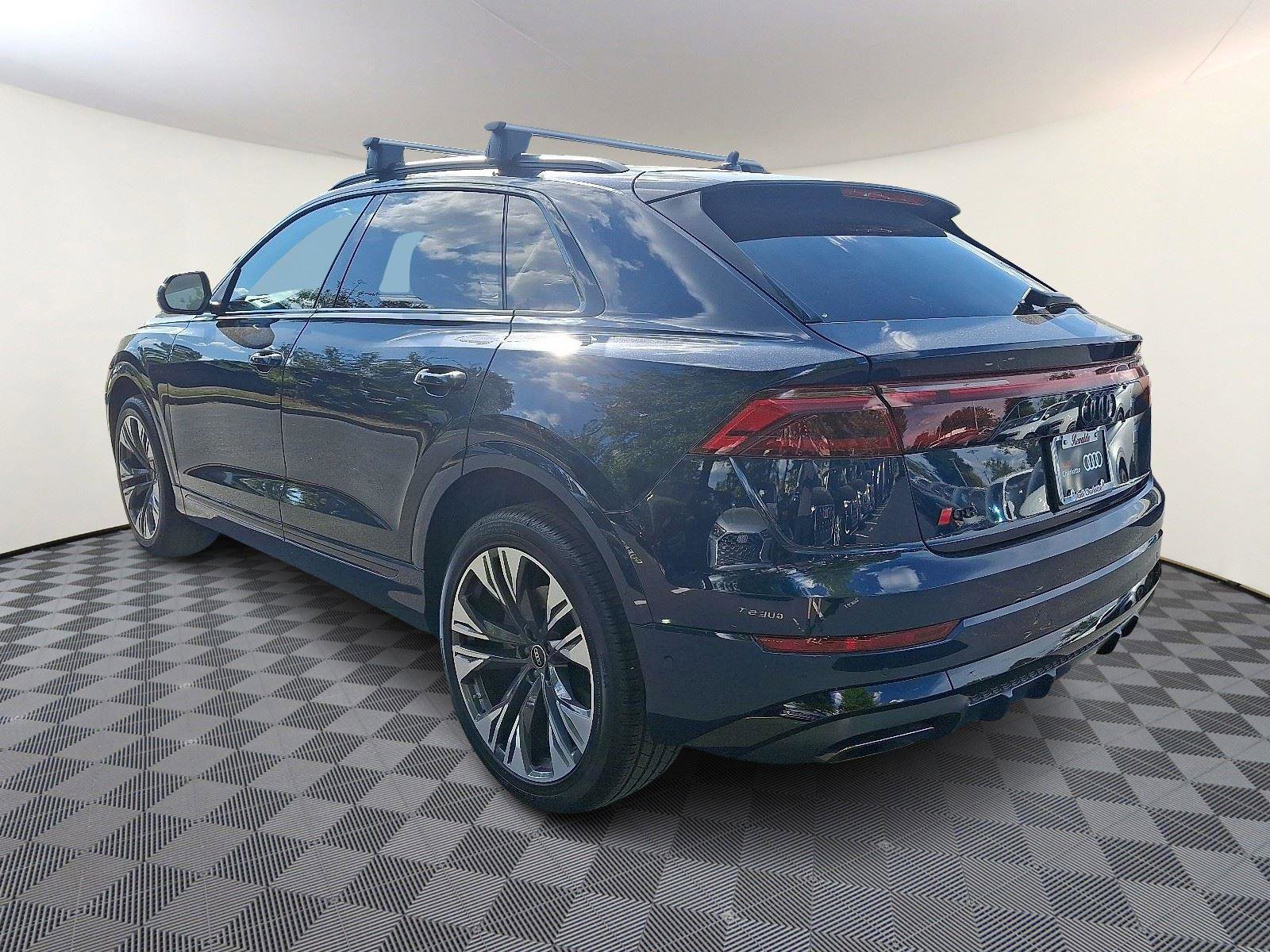 Certified 2025 Audi Q8 Premium Plus w/ Premium Plus Package image 4