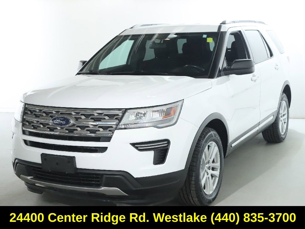 Used 2018 Ford Explorer XLT image 4