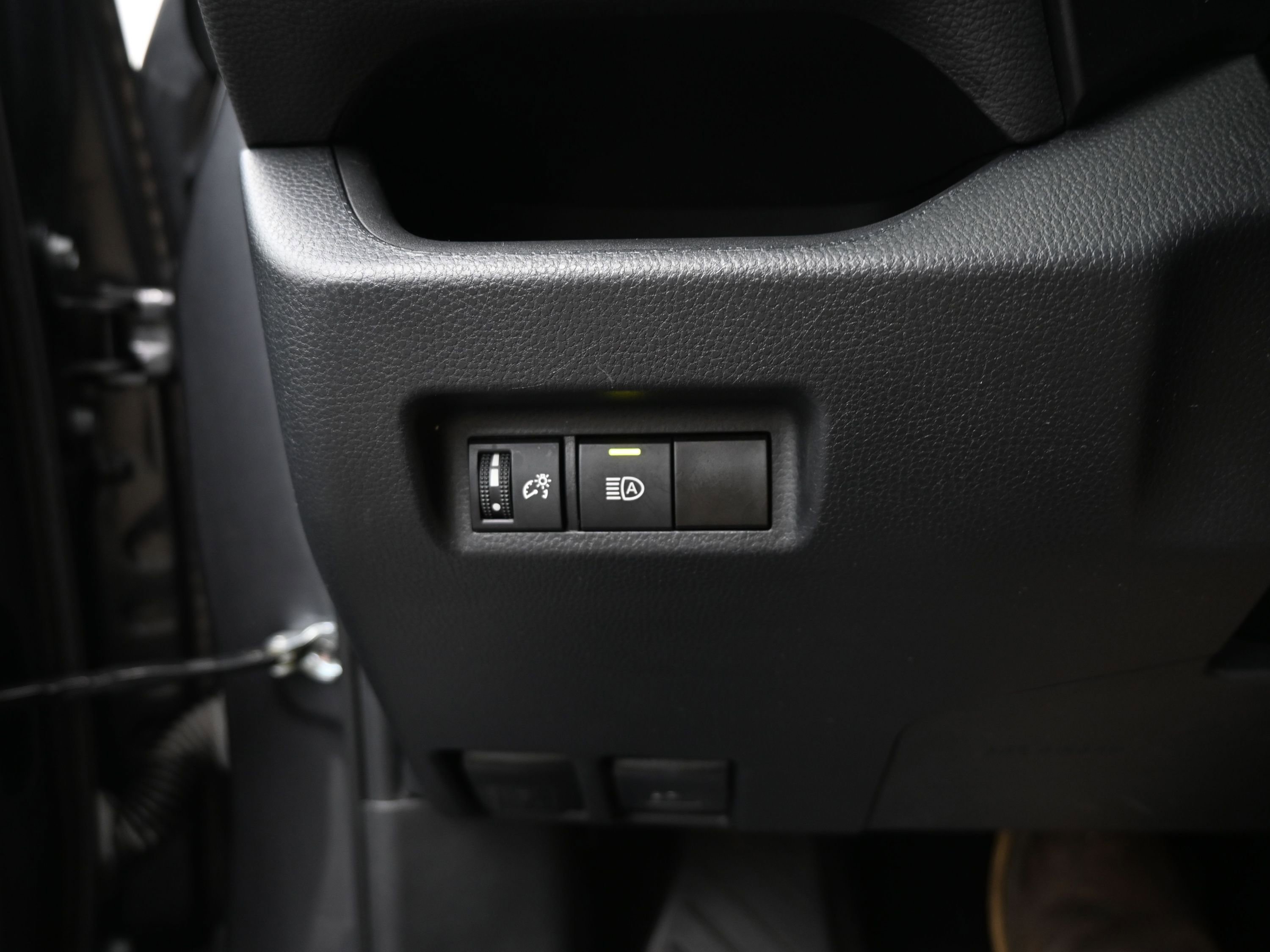 Used 2023 Toyota RAV4 XLE image 14