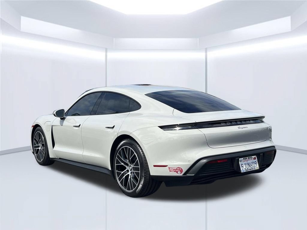 Used 2024 Porsche Taycan RWD image 3
