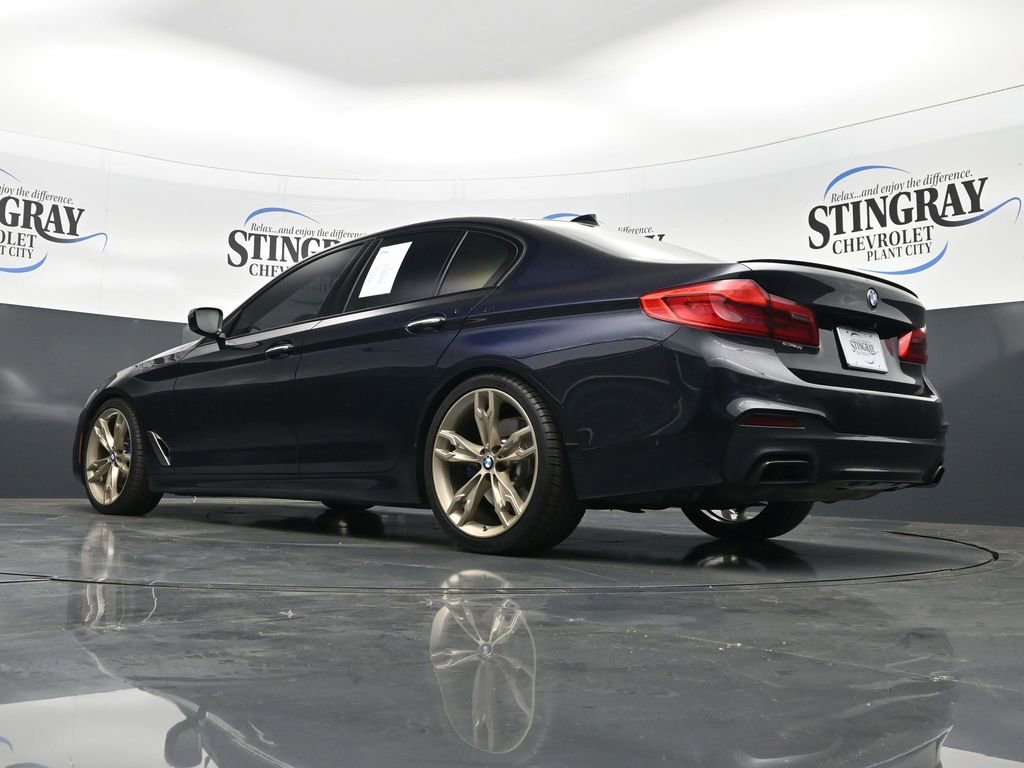 Used 2018 BMW M550i xDrive image 21