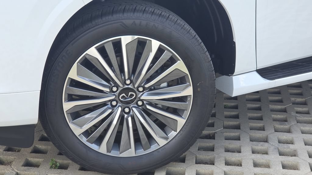 New 2027 INFINITI QX80 Luxe AWD/4WD image 10