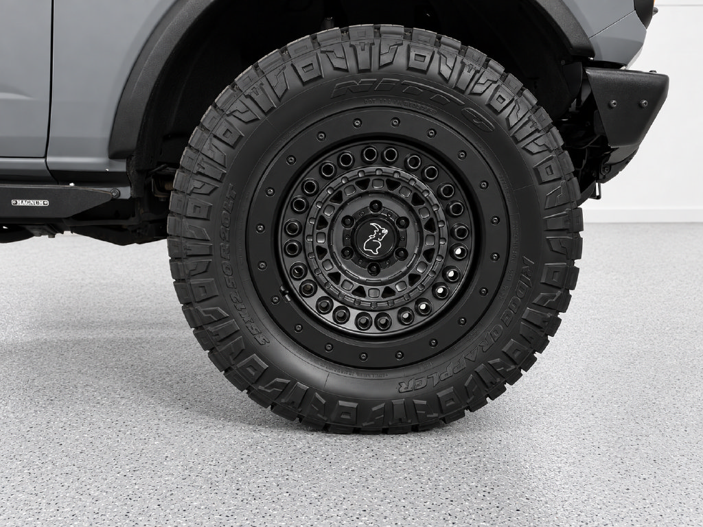 Used 2023 Ford Bronco Black Diamond AWD/4WD image 5