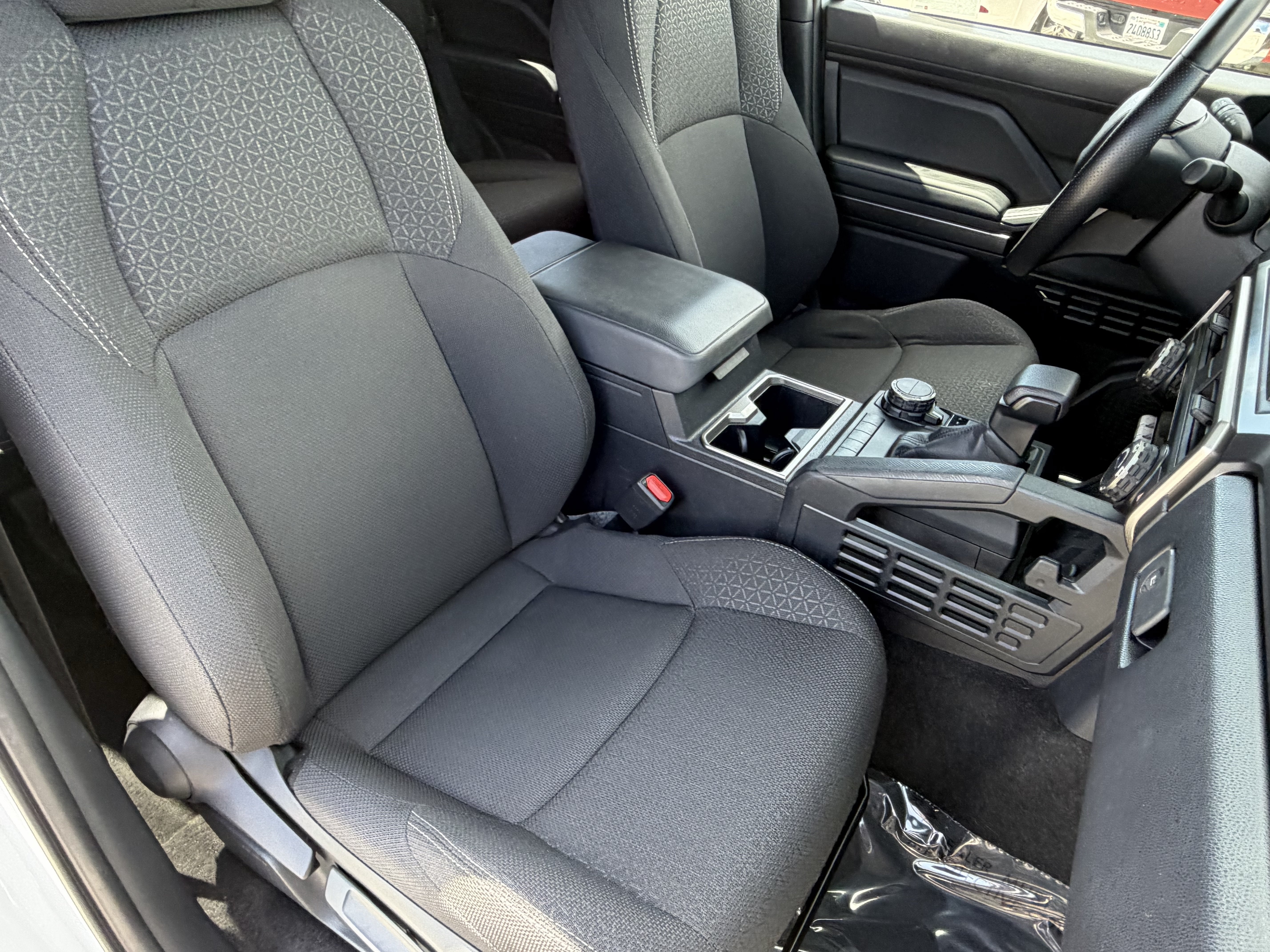 Certified 2025 Toyota 4Runner SR5 AWD/4WD image 12