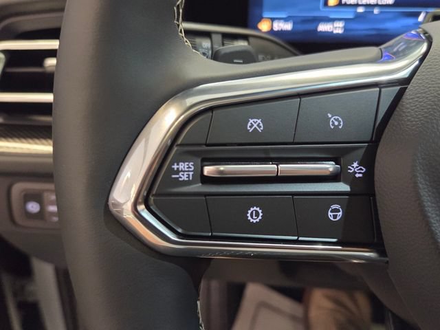 New 2027 Chevrolet Traverse Z71 w/ Enhanced Driving Package AWD/4WD image 31